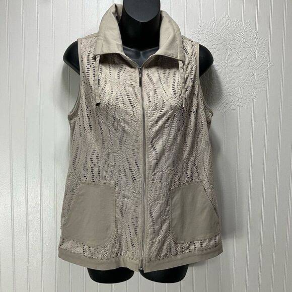 CHICO’S Weekends Perfect Stretch Vest - Picture 1 of 5